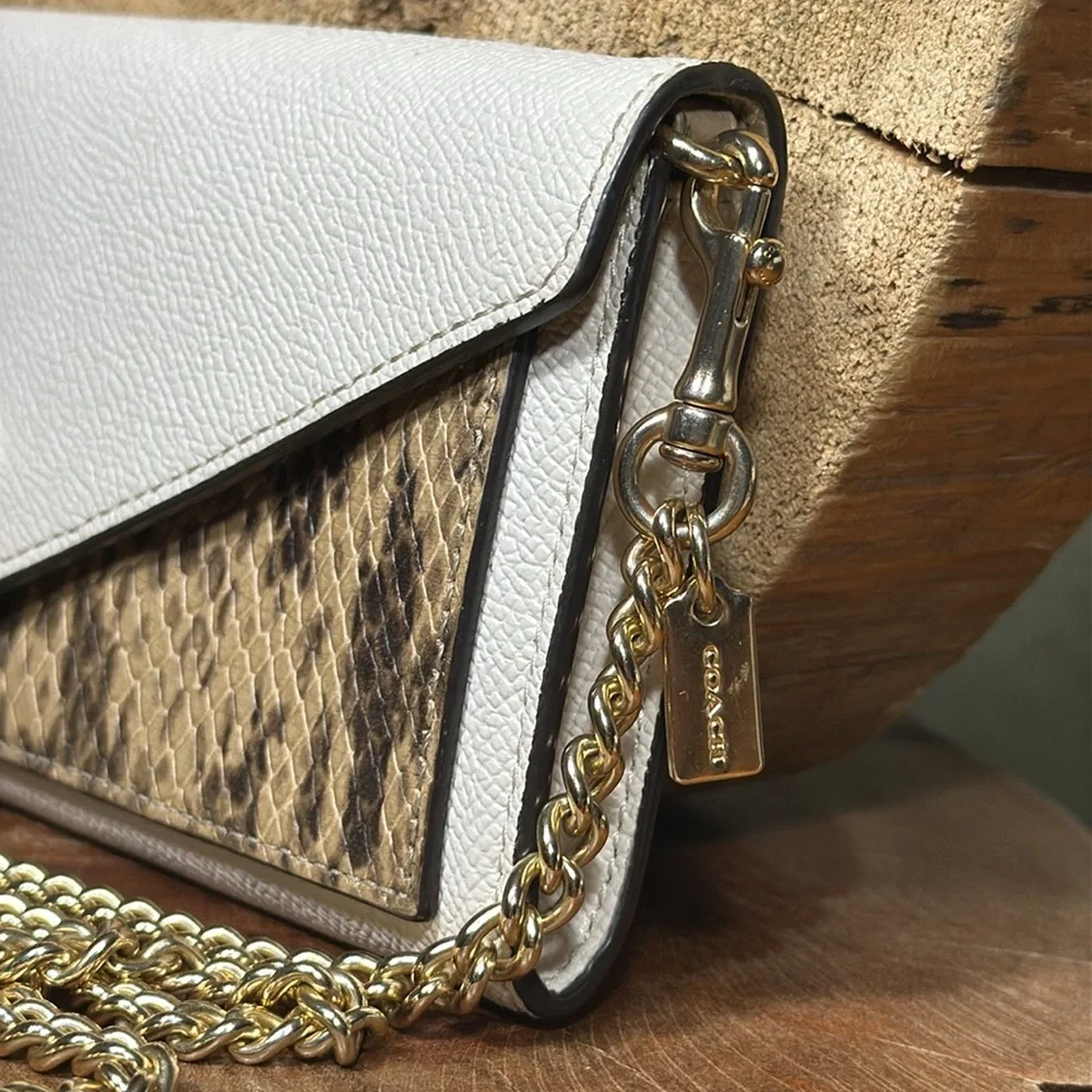 COACH Slim Turnlock Envelope Wallet With Chain - Picture 7 of 16